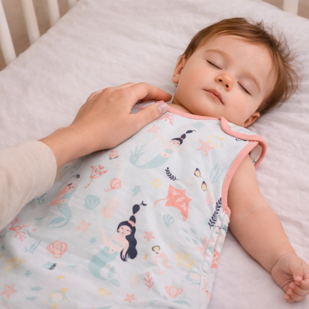 Cómo saber si mi bebé tiene calor mientras duerme